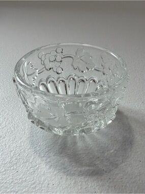 Original Walther Kristallglas Small Serving Bowl W/ Grape & Leaf Design